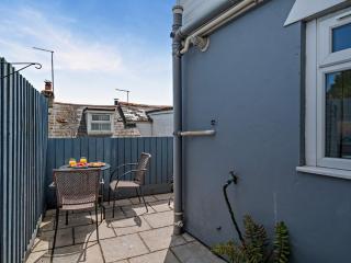 3 Bed in Brixham 75230 - 1