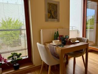 Cozy studio in the heart of Old Prague, walking distance to the Old Town, Zoo, Prague Park and National Stadium - 1