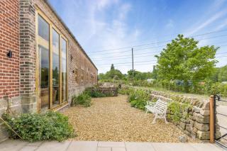 Caldon Barn - 9