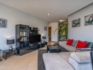 Modern apartment with pool, jacuzzi and gym #1984 - 3