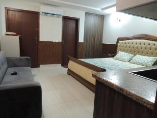 Furnished One-bedroom studio Apartment - Islamabad - 6