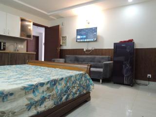 Furnished One-bedroom studio Apartment - Islamabad - 5