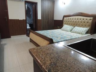 Furnished One-bedroom studio Apartment - Islamabad - 4