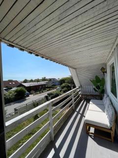 Fully furnished room with shared kitchen and bathroom 3 - 7