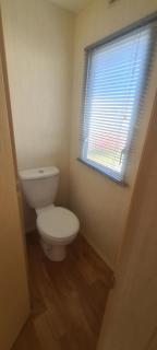 3 bed 8 birth spacious static on Lyons Winkups Holiday Park - 3