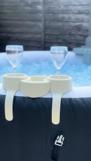 Cosy Luxe 3Bed Retreat Hot Tub BBQ Parking Near Town Perfect for Contractors Families Short & Long Stay - 4