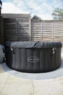 Cosy Luxe 3Bed Retreat Hot Tub BBQ Parking Near Town Perfect for Contractors Families Short & Long Stay - 3