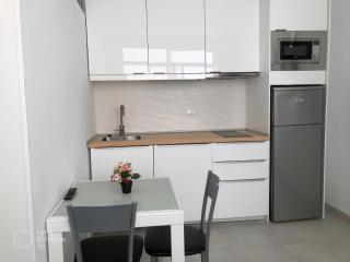 MODERN COMFORT RENOVATED CANTERAS - 0