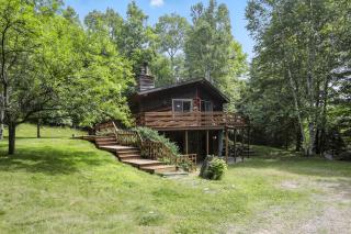 The Treehouse Lakes & Trails Cabin cabin - Phelps - 0