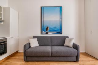 Isola Luxury Apartment - 7