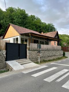 Casa Nuvio - Poiana Aiudului - 4