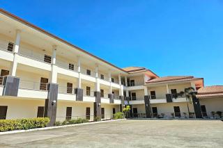 Grand Place Resort - 3