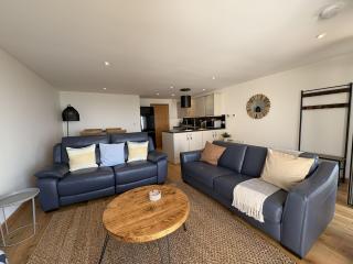 Mi Casa Su Casa - Mount Brioni - 8