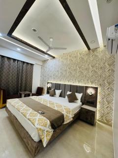 Castle Stay - Lucknow - 8