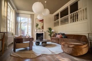 Melbury Cottage Historic Arts & Crafts Home in Holland Park - 0