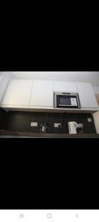 Small Budget Roomz 2 - 1