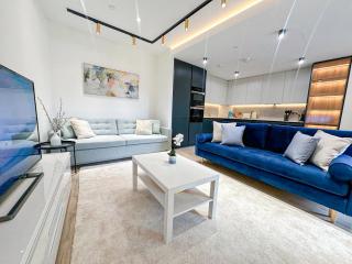 Stylish 2-Bed Flat with Private Balcony & Lift near Farringdon, Clerkenwell, Shoreditch, Hoxton - 8
