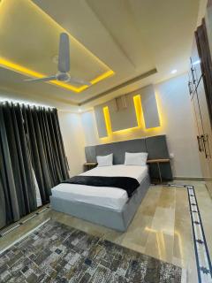 The loft life premium - 1