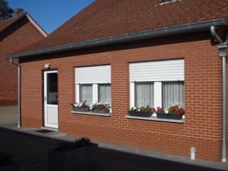 Limburg Hideaway with Garage - Peer - 8
