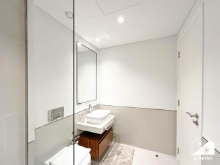 Modern 1BR Jumeirah Living l Pool, Gym & Parking - 5