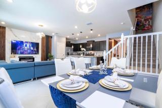 Disney Getaway Private Pool Themed Bedrooms. Book Now WC90 - 1