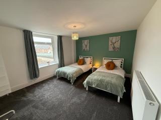 Duke's Retreat - 4 BR Sleeps 8 Ideal 4 Contractors - Consett - 1