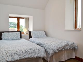 Roslyn Cottage - 2