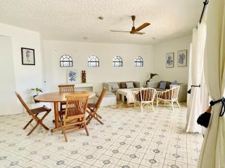 Mont Choisy Lodge - Coral Apartment - 1