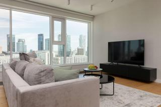 Premium LUX Apartment Unique Tower Heart of Warsaw by Renters Prestige - 4