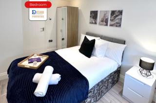 Two Bedroom Apartment By Dashh Properties Short Lets & Serviced Accommodation In Shepherds Bush With Free Wifi - 9