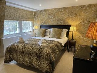 2 Bed in Bath oc-bhr46 - Bath - 1