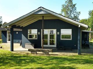 Spacious Retreat with Spa - By Traum Ferienwohnungen - Jerup - 8