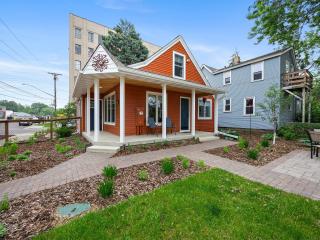 Arts District Abode - 0