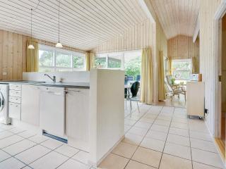 8 person holiday home in Ålbæk - 4