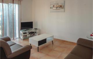 Gorgeous Home In Cessenon Sur Orb - 1