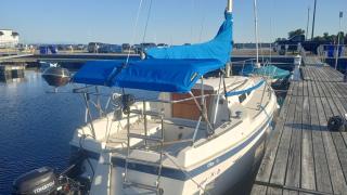 cozy boat vibes - 4