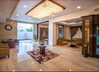 hotel the royal bharti - 4