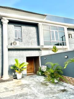 Unique 2bedroom with super fast wifi - 1