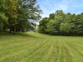 Spring Vale Bungalow - 9