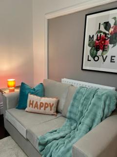 3 bdr House - Garden, easy access to centrl London - 0