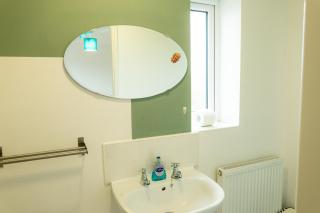 5Bed, 3Baths Priv-Parking - Manchester - 2