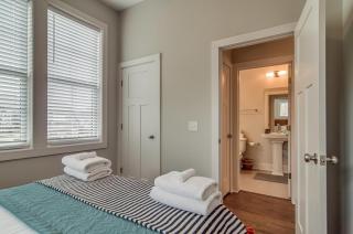 The Dhalia - Nashville Haven - 3