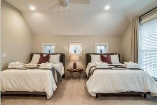The Dhalia - Nashville Haven - 1