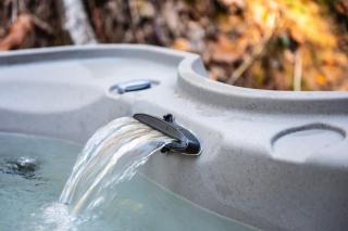 Comfortable Stay Private Hot tub W Arcade - 4