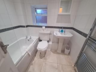 Westoe 3 bedroom - 2