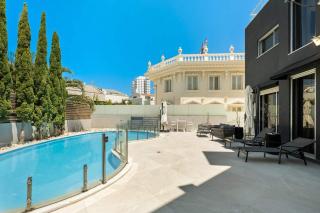 O&O Group - Luxury Sea Front Villa Amazing Pool - 1