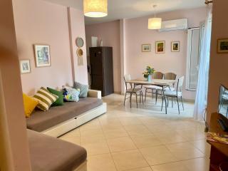 Marvi's Gated Beach area apt - 9