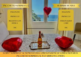 Vertigini Suites, Il Rifugio dell Amore per SOLE COPPIE , A 50m dalla Stazione e dalla Via dell Amore con Vista Mare e Intimità Appagante - 3