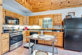 Hike, Fish and More Cozy Cabin with Patio in Murphy! - 8