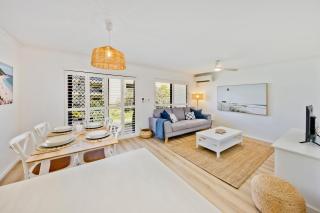 Sandy Toes Designer Lux Coastal Ground Floor - 8